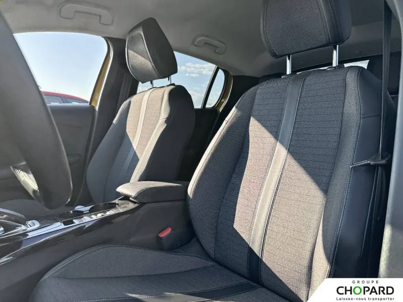 Image secondaire du véhicule 12