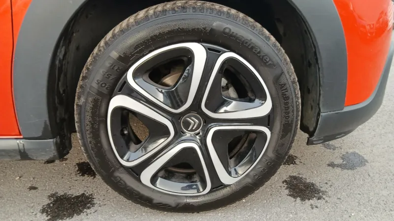 Image secondaire du véhicule 18