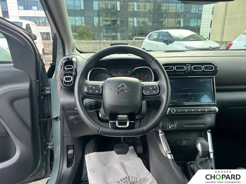 Image secondaire du véhicule 10