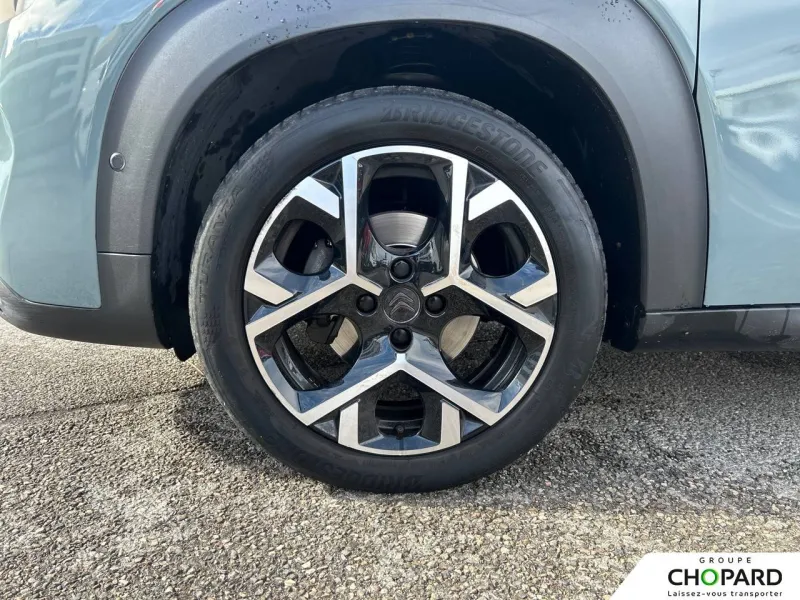 Image secondaire du véhicule 12