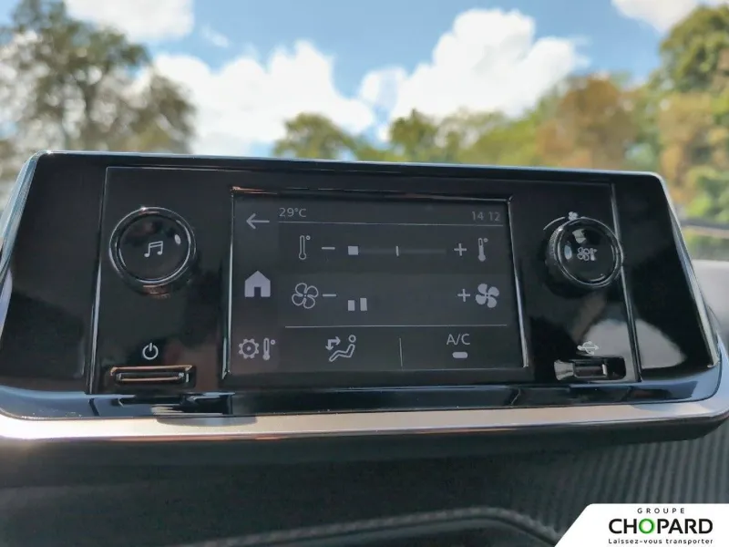 Image secondaire du véhicule 18