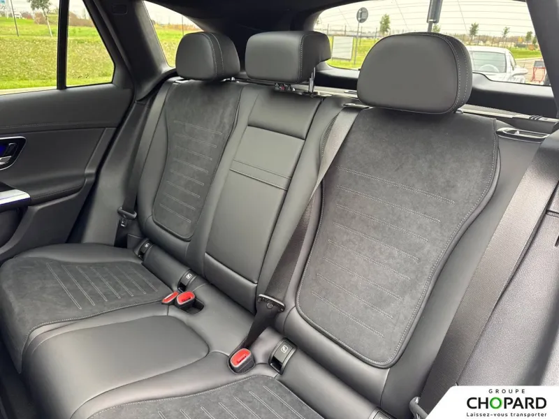 Image secondaire du véhicule 19