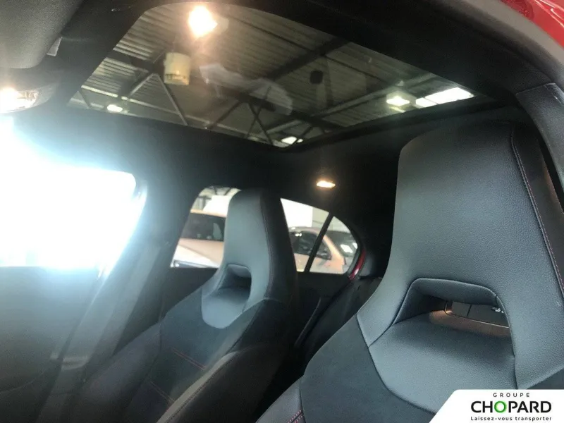 Image secondaire du véhicule 22