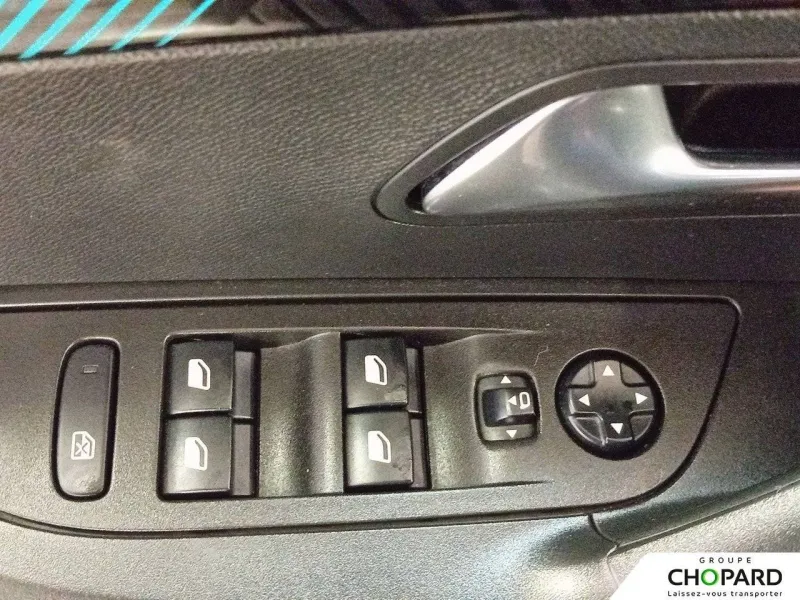 Image secondaire du véhicule 11