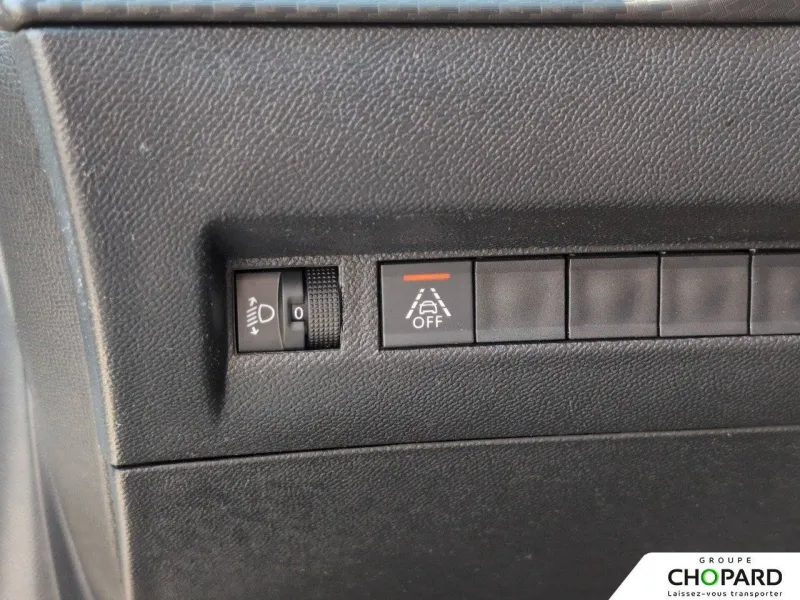 Image secondaire du véhicule 23