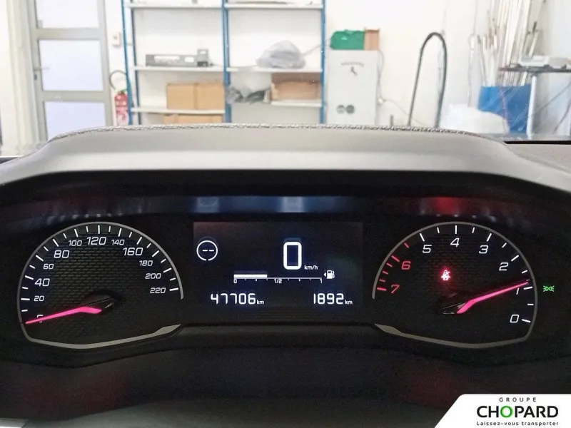 Image secondaire du véhicule 22