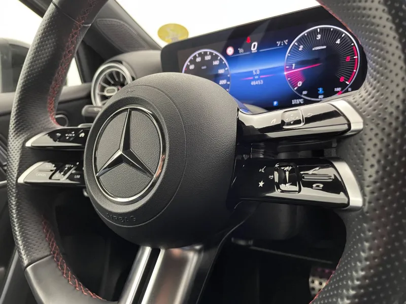 Image secondaire du véhicule 25