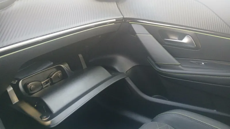 Image secondaire du véhicule 40