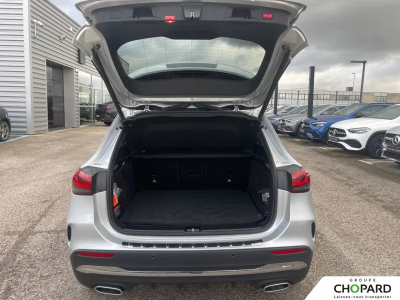 Image secondaire du véhicule 9