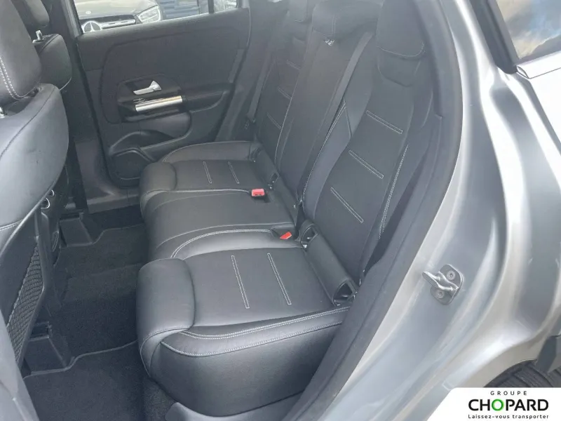 Image secondaire du véhicule 19