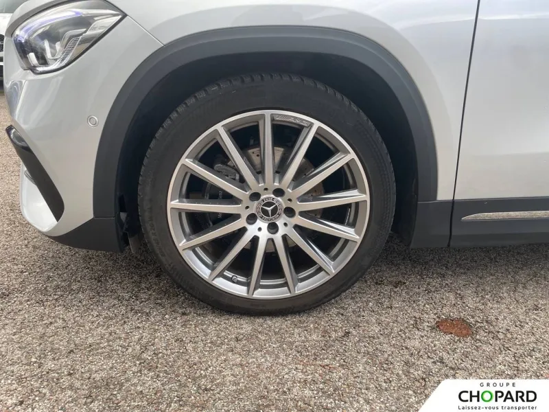 Image secondaire du véhicule 22