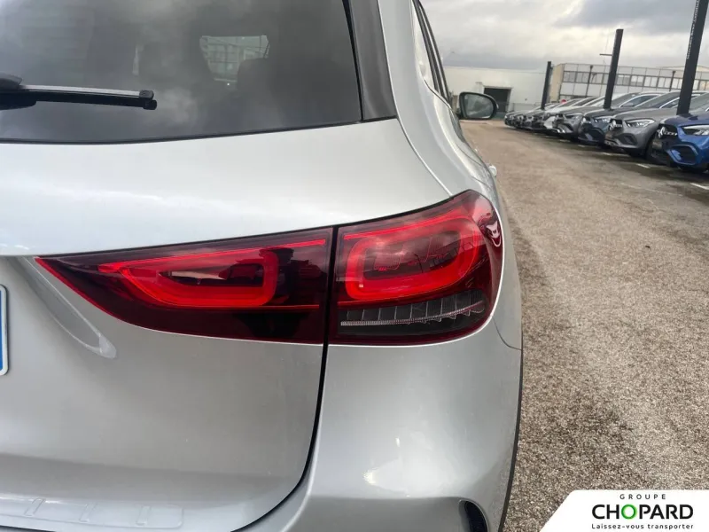 Image secondaire du véhicule 24