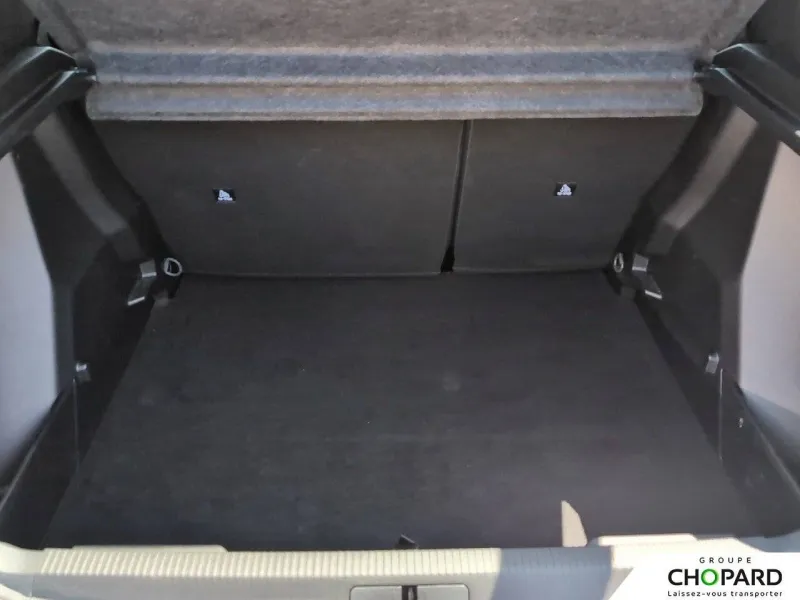 Image secondaire du véhicule 7