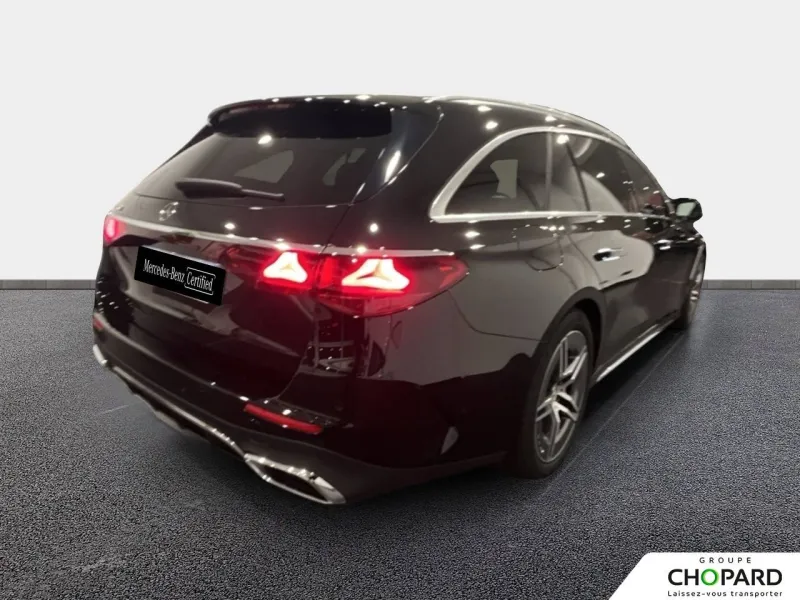 Image secondaire du véhicule 4