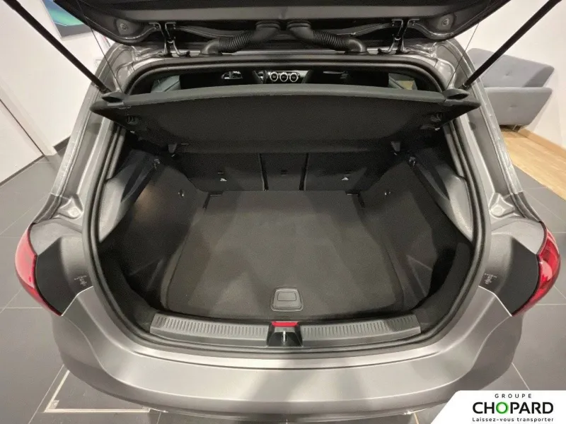 Image secondaire du véhicule 9