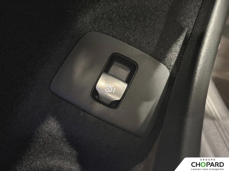 Image secondaire du véhicule 23