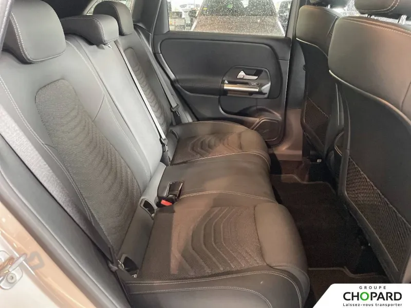 Image secondaire du véhicule 21