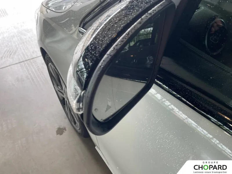 Image secondaire du véhicule 30