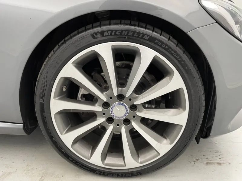 Image secondaire du véhicule 14