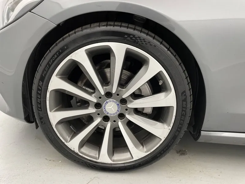 Image secondaire du véhicule 19