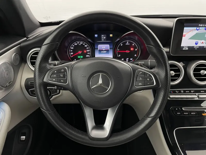 Image secondaire du véhicule 24