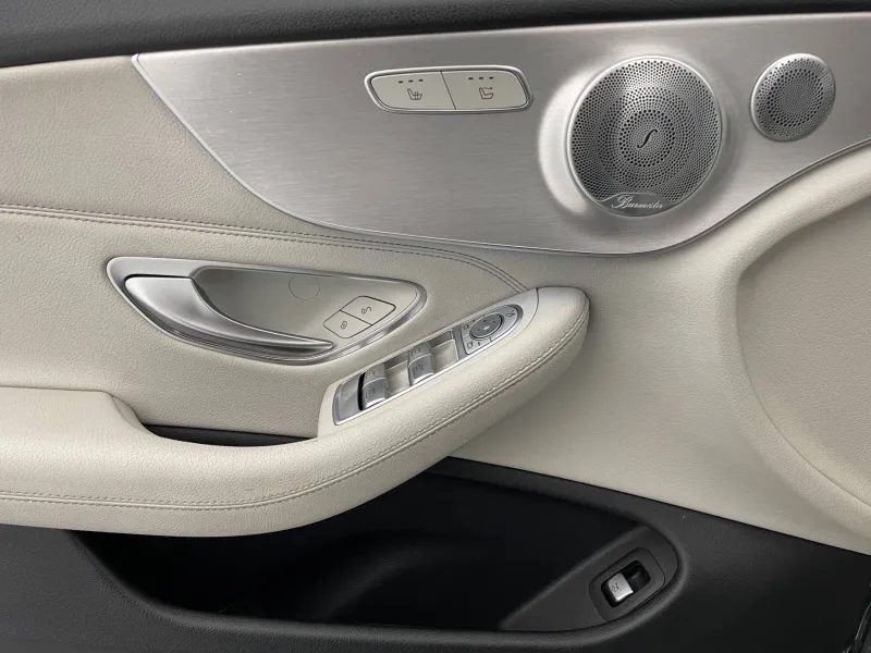 Image secondaire du véhicule 25