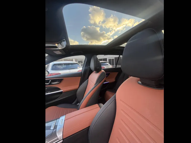 Image secondaire du véhicule 11