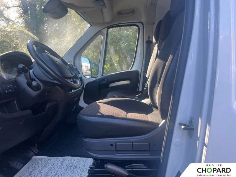 Image secondaire du véhicule 10