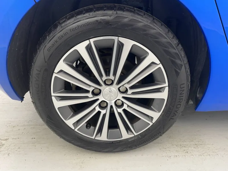 Image secondaire du véhicule 20