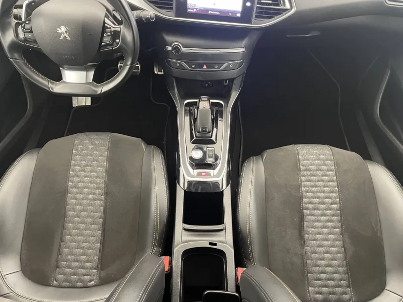 Image secondaire du véhicule 31