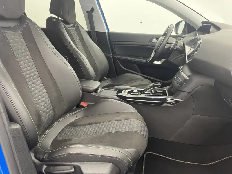 Image secondaire du véhicule 33