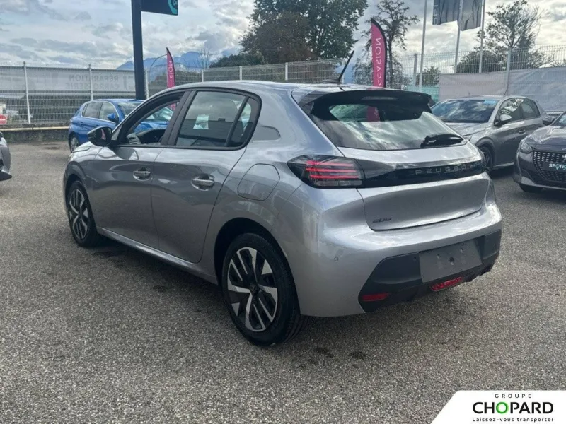 Image secondaire du véhicule 8