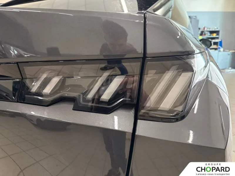 Image secondaire du véhicule 24