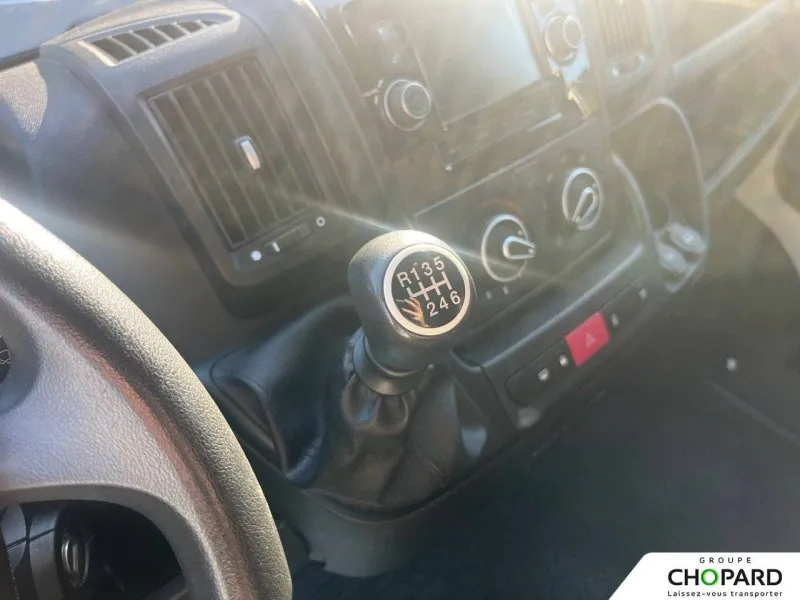 Image secondaire du véhicule 14