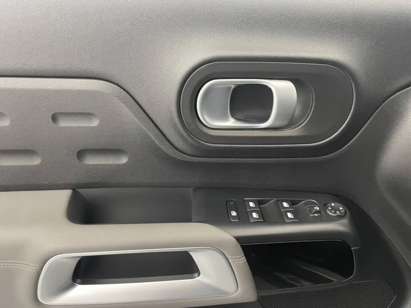 Image secondaire du véhicule 62