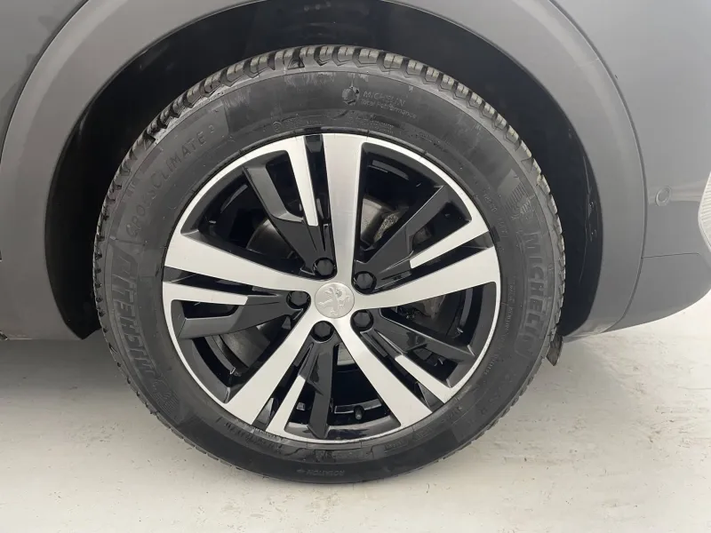 Image secondaire du véhicule 19