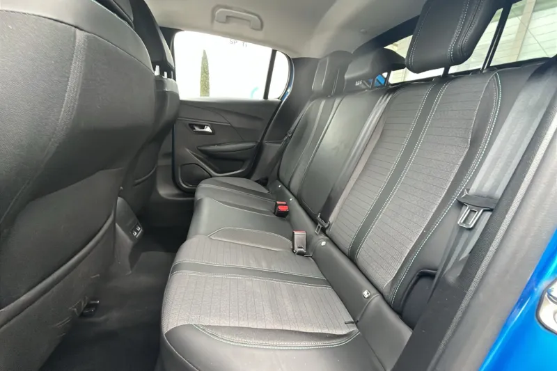 Image secondaire du véhicule 15