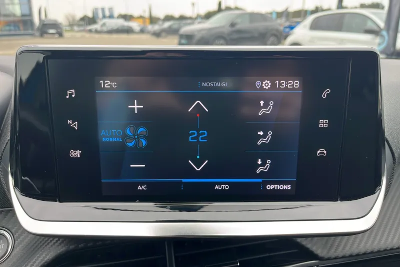 Image secondaire du véhicule 24