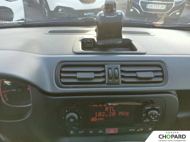 Image secondaire du véhicule 14