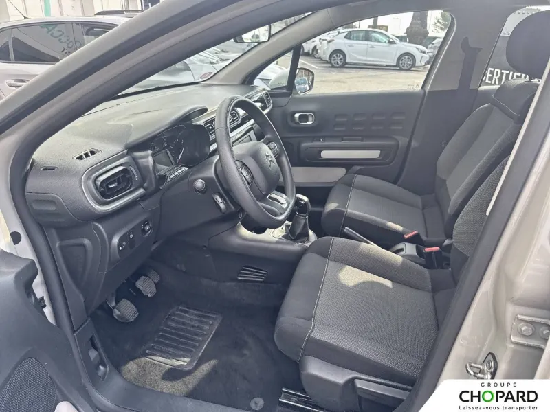 Image secondaire du véhicule 10