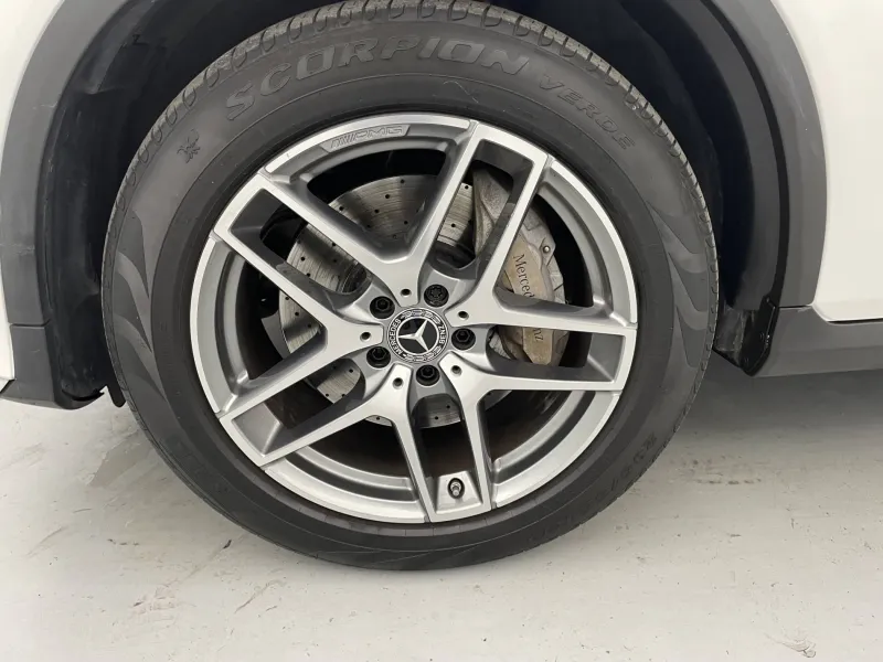 Image secondaire du véhicule 19