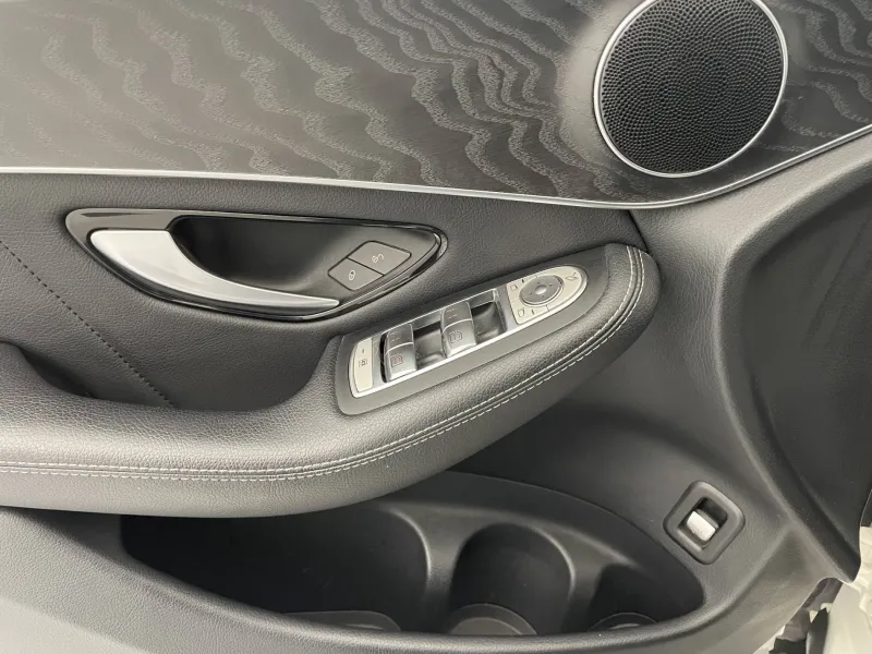 Image secondaire du véhicule 26