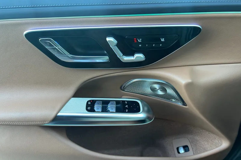 Image secondaire du véhicule 19