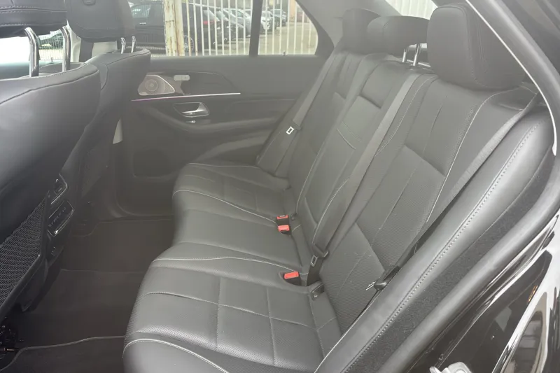 Image secondaire du véhicule 12