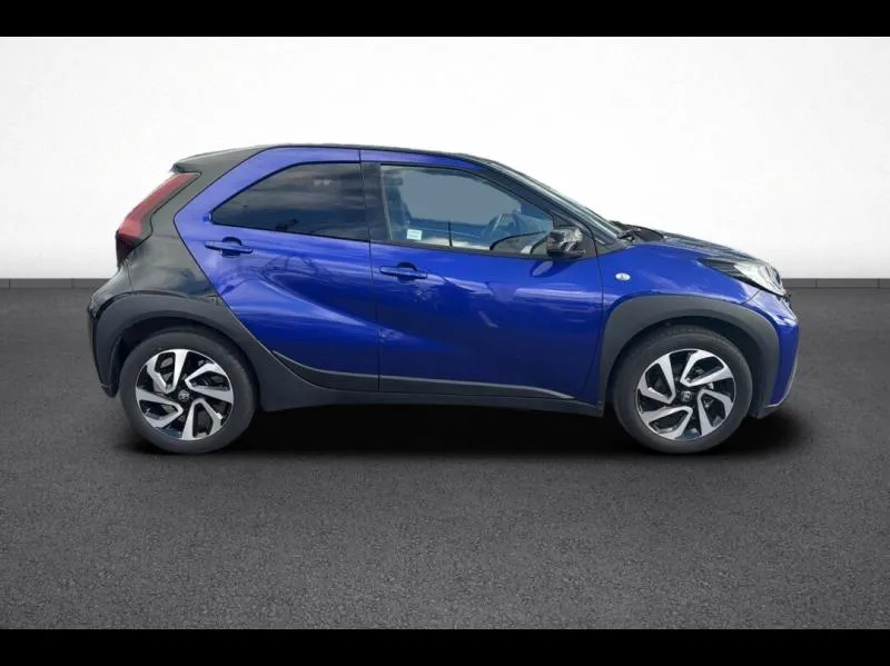 Image secondaire du véhicule 8