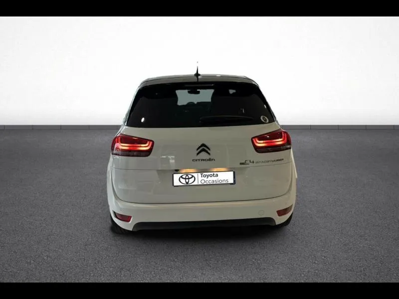 Image secondaire du véhicule 6