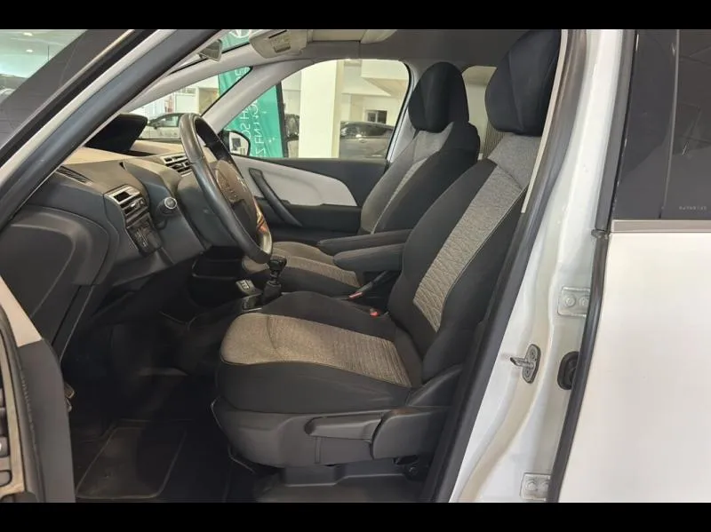 Image secondaire du véhicule 11