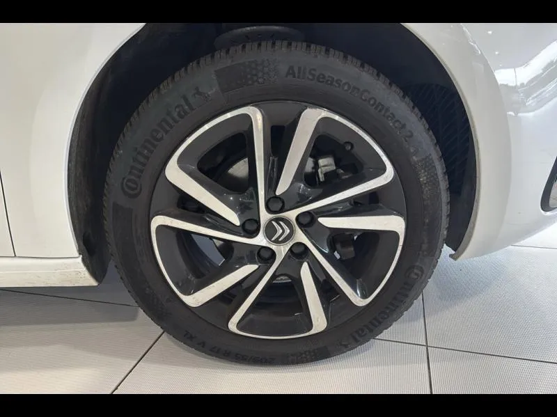 Image secondaire du véhicule 15