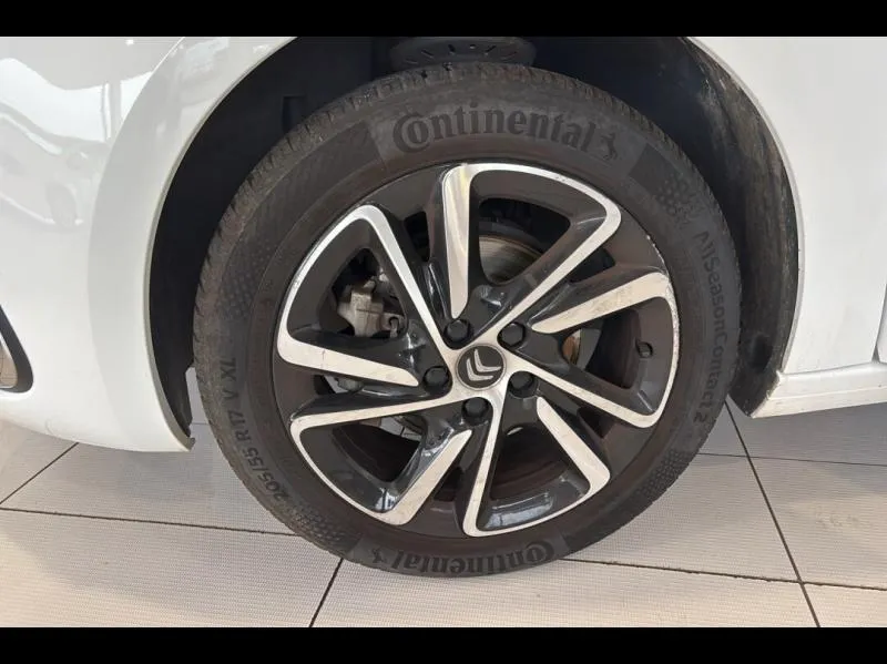 Image secondaire du véhicule 16