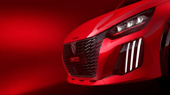 Peugeot 208 GTi 2025 : détail calandre et spoiler avant